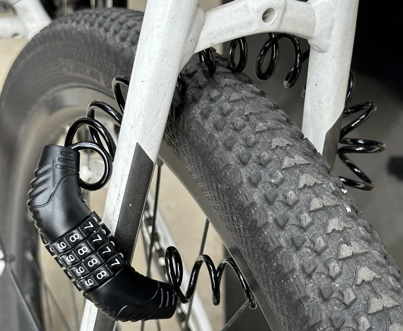 Trwały, klasyczny łańcuch z za – Chain Lock Combination recenzja i cena